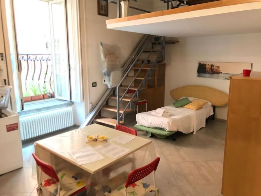 Casa Vacanza Trinita 那不勒斯 外观 照片